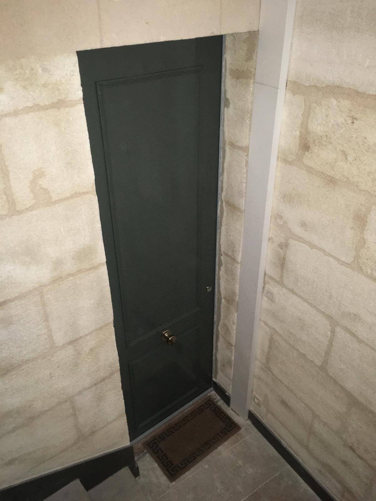 Pose de porte d'entrée  3 points par un expert sur Talence et Bègles