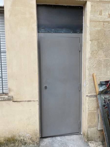 Solution anti-squat à Bordeaux : Direct Ouverture pose de porte anti-squat à la location sur toute la Gironde