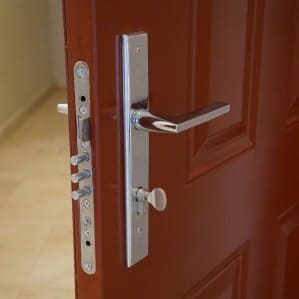 serrure cassée blaye