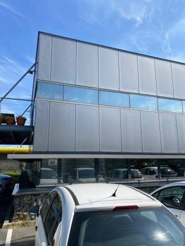 Pose de tôle en bardage au Centre de Formation à Mérignac